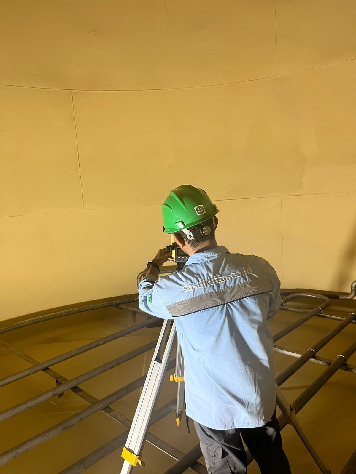 Kalibrasi Tangki Ukur Tetap Silinder Tegak CPO (Storage Tank) PT. Unilever Oleochemical
Indonesia